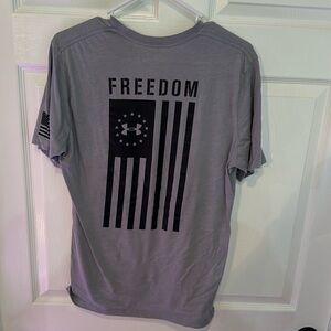 #32 Men’s Under Armour Freedom Flag shirt